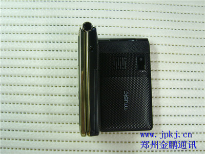 國(guó)產(chǎn)經(jīng)典再現(xiàn) 飛思特F1986翻蓋手機(jī)的市場(chǎng)定位與采購(gòu)分析